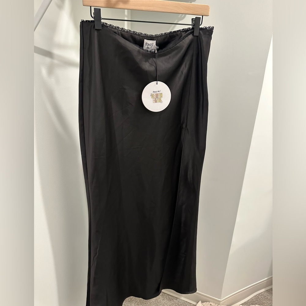 Princess Polly low rise Black Satin Skirt with lace detail